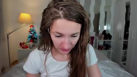 Snapshot of kate_redgar chatting on 01/20/25, 01:53 kate_redgar online show from 01/20/25, 01:53