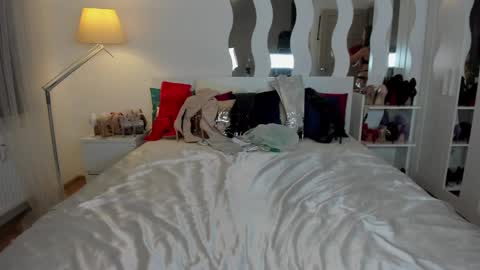 Snapshot of kate_redgar chatting on 03/08/25, 06:16 kate_redgar online show from 03/08/25, 06:16