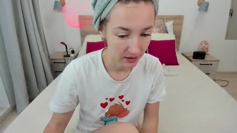 kate_redgar online show from 01/16/26, 10:08