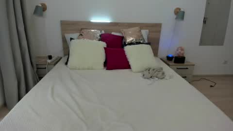 kate_redgar online show from 05/01/26, 07:57