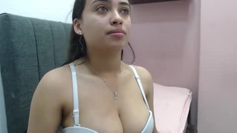 Kari online show from 10/31/25, 01:23