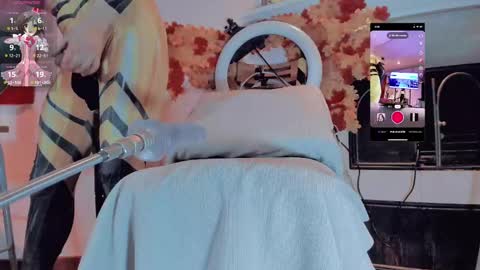 kate the pink girl online show from 01/31/25, 09:05