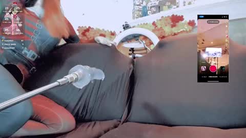 kate the pink girl online show from 03/04/25, 12:29