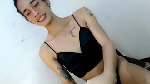 its me kate online show from 02/17/25, 01:53