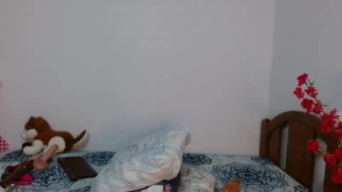 Snapshot of kateangelly chatting on 04/01/26, 01:50 kateangelly online show from 04/01/26, 01:50