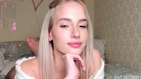    online show from 12/15/25, 09:52