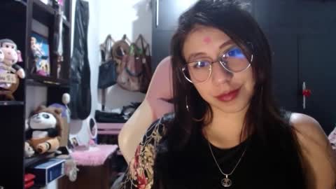 Kateeen18 online show from 10/26/25, 02:06