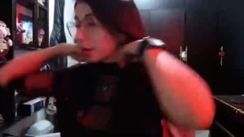 Kateeen18 online show from 12/22/25, 12:18