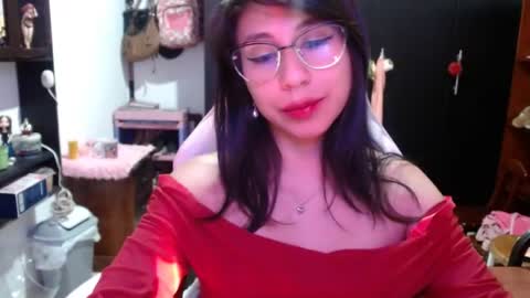 Snapshot of kateeen18 chatting on 07/22/26, 02:03 Kateeen18 online show from 07/22/26, 02:03