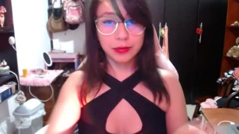 Snapshot of kateeen18 chatting on 07/31/26, 04:01 Kateeen18 online show from 07/31/26, 04:01