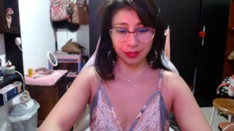 Snapshot of kateeen18 chatting on 08/06/26, 05:09 Kateeen18 online show from 08/06/26, 05:09