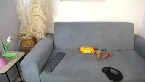 Kate  online show from 03/28/26, 01:43