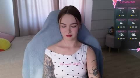 Snapshot of kateleoo chatting on 05/21/26, 12:56 Im Kate online show from 05/21/26, 12:56