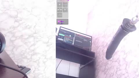 Snapshot of katelovings chatting on 06/20/26, 02:31 katelovings online show from 06/20/26, 02:31