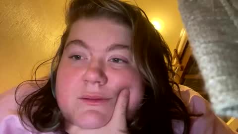 Snapshot of katelyn_baby02 chatting on 03/05/26, 04:19 katelyn_baby02 online show from 03/05/26, 04:19