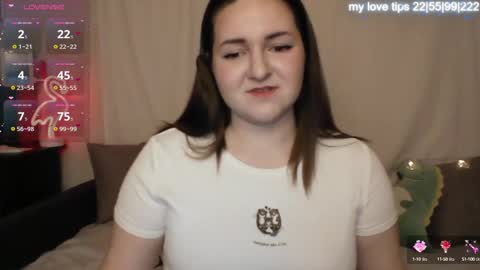 Snapshot of katelyn_sweety chatting on 02/28/25, 07:14 Katelyn online show from 02/28/25, 07:14