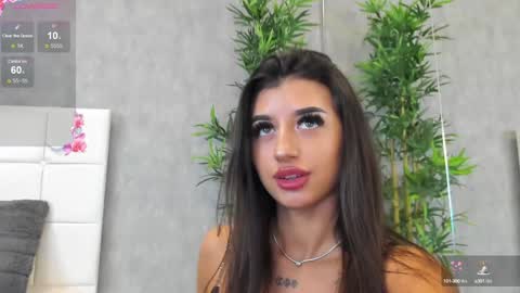 Kate online show from 01/21/25, 12:39