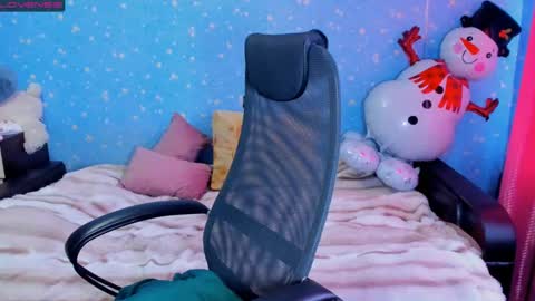 Katty online show from 12/19/25, 08:54