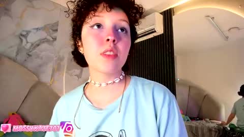 Im Katherine but call me Kate  online show from 02/23/25, 11:33