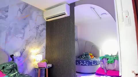 Im Katherine but call me Kate  online show from 10/05/25, 12:47