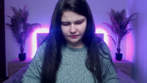 Kate Nils online show from 11/13/25, 01:54