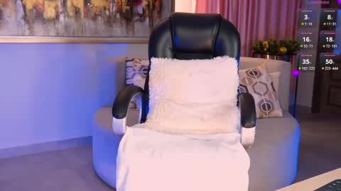 Snapshot of kateowens chatting on 02/17/25, 02:15 Kate Owens online show from 02/17/25, 02:15