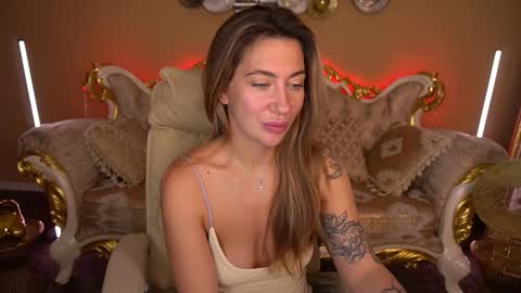 Kate online show from 11/21/25, 08:02