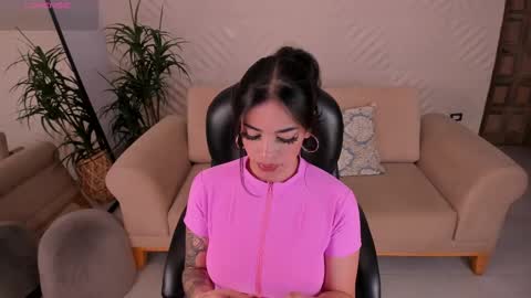 K A T E  online show from 02/15/25, 12:22