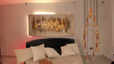 K A T E  online show from 03/26/26, 12:22