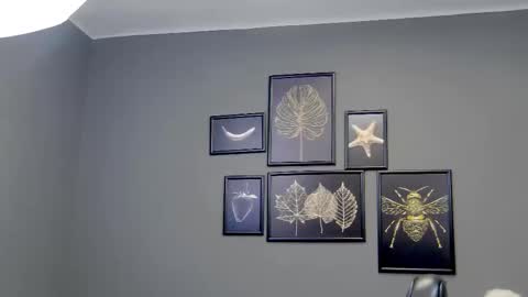 Kate online show from 03/11/25, 12:22