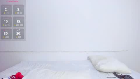 Snapshot of katey_curvy01 chatting on 12/10/24, 06:44 katey Curvy01 online show from 12/10/24, 06:44