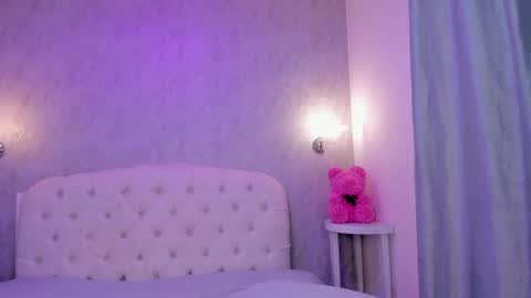 kathalina adams online show from 06/25/26, 05:12