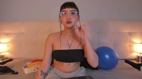 Snapshot of kathaline_markle chatting on 12/02/24, 08:22 Katha or Cintya online show from 12/02/24, 08:22