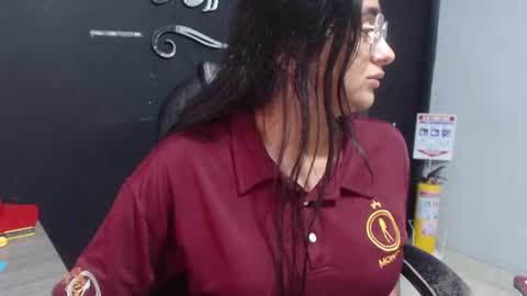 Snapshot of kathe0v chatting on 07/04/26, 12:17 Call me Lau online show from 07/04/26, 12:17