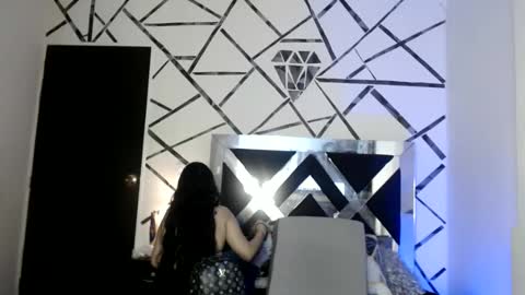 KATHE SANT online show from 01/28/25, 02:11