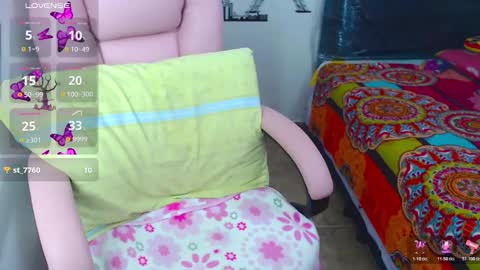 Snapshot of kathelatin4u chatting on 10/24/25, 10:17 kathelatin4u online show from 10/24/25, 10:17