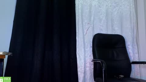 Snapshot of katherinepeti chatting on 10/21/25, 06:14 KT new account online show from 10/21/25, 06:14