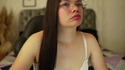 kathh_latorre online show from 02/06/26, 01:14