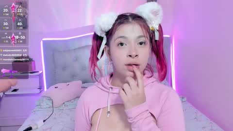 Snapshot of kathia_saenz chatting on 01/04/25, 05:16 Kathia  online show from 01/04/25, 05:16