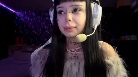 Luna online show from 02/17/26, 03:08