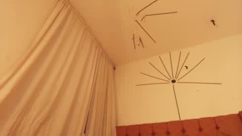 Katherine  online show from 11/28/25, 09:28