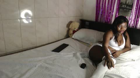 Snapshot of kathy_brand chatting on 11/13/25, 10:19 kathy brand online show from 11/13/25, 10:19