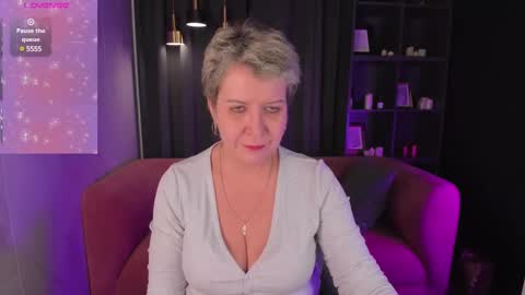 Kathy online show from 02/12/25, 01:48