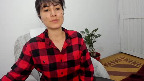 katia_12_ online show from 12/29/24, 01:34