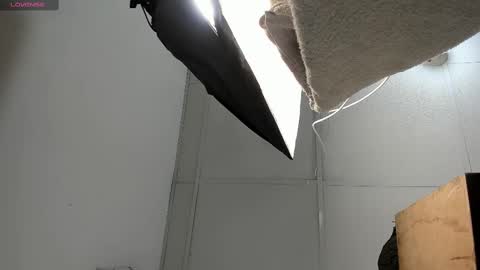 katia_12_ online show from 02/12/25, 11:30