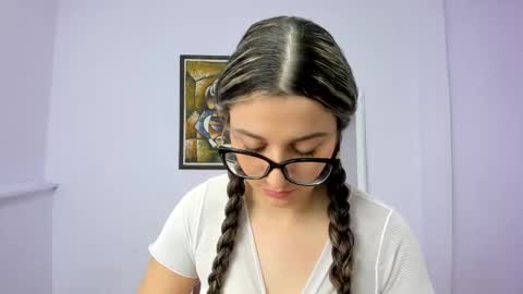 Khaterine online show from 02/12/25, 12:55