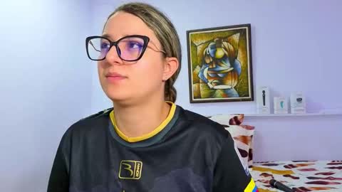 Khaterine online show from 10/01/25, 11:55