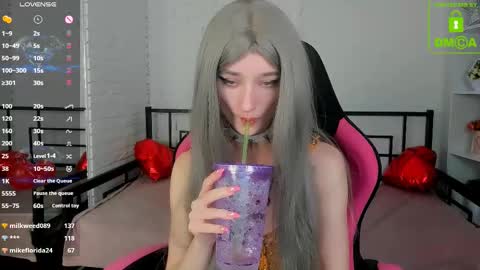 Katia  online show from 02/24/25, 12:48