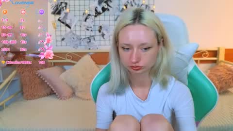 Katia  online show from 03/27/26, 08:26