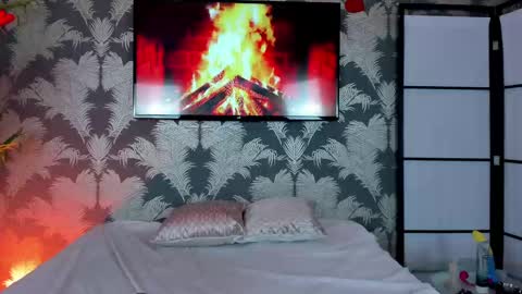 Karen Villas online show from 02/17/25, 07:31